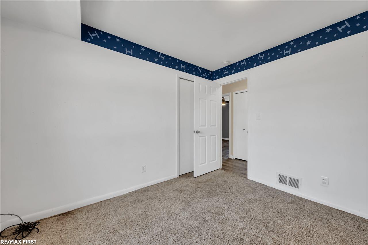 32116 Henry Ruff Road Romulus, MI 48174 - Photo 9 of 27