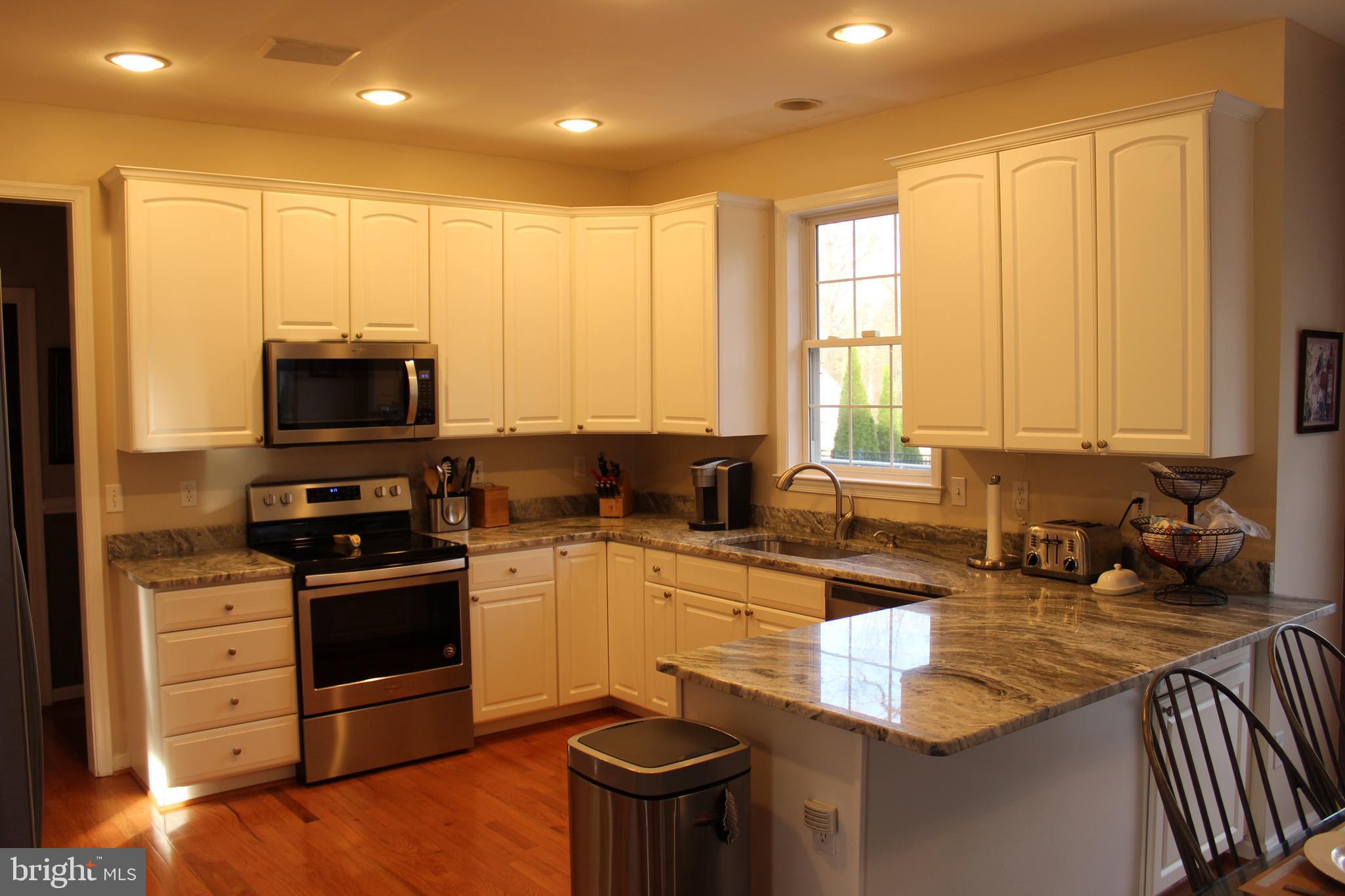 8385 Maryland Road Pasadena, MD 21122 - Photo 5 of 21 Kitchen - new ALL appliances, quartz counters