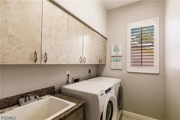 $9,500 | 9811 Ensign Court, Fort Myers, FL 33919