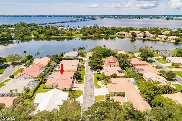 $9,500 | 9811 Ensign Court, Fort Myers, FL 33919