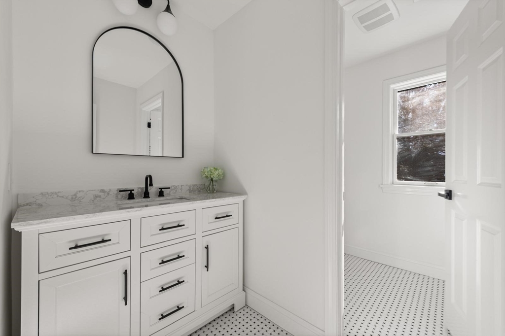 61 Meadowbrook Road Carlisle, MA 01741 - Photo 14 of 18