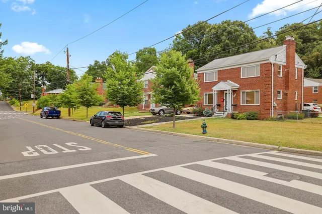 a view of a house with a outdoor space
