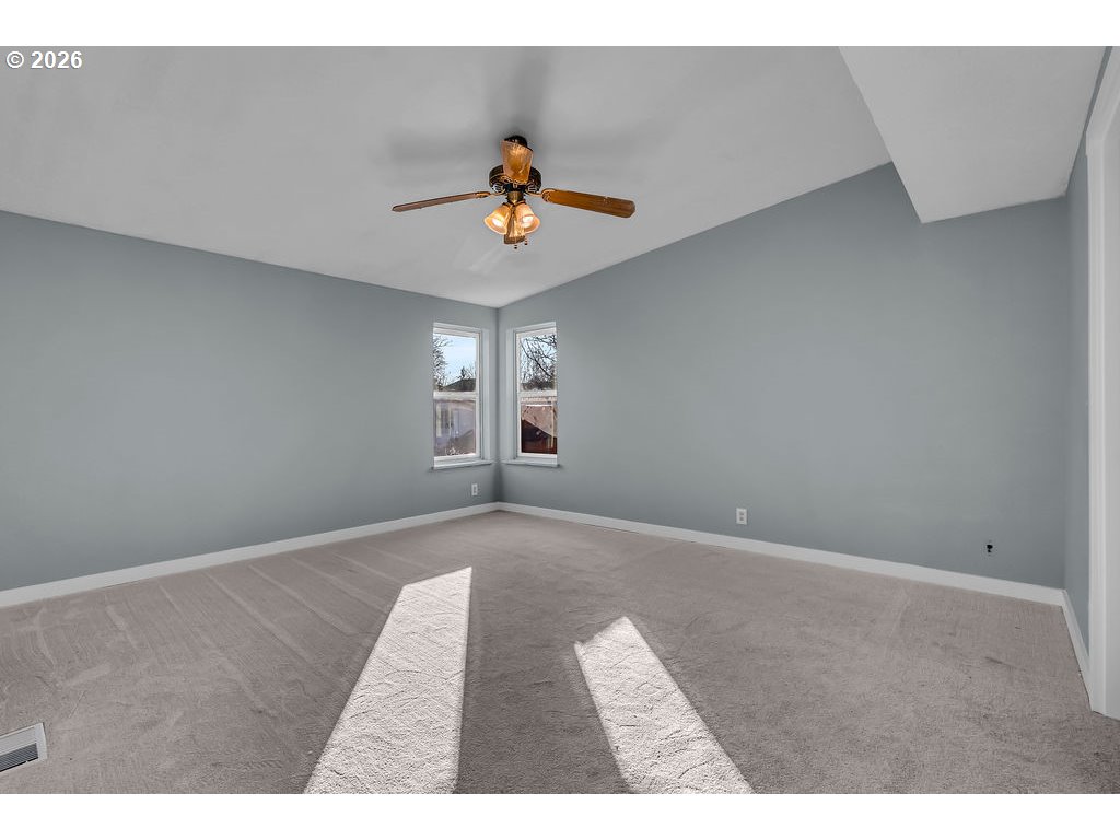 13620 Southwest Beef Bend Road, Unit 51 Portland, OR 97224 - Photo 15 of 39