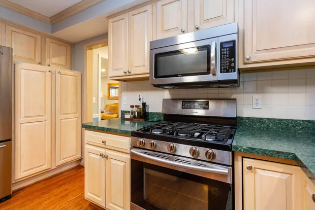 $499,900 | 20391 Windham Drive, Macomb, MI 48044