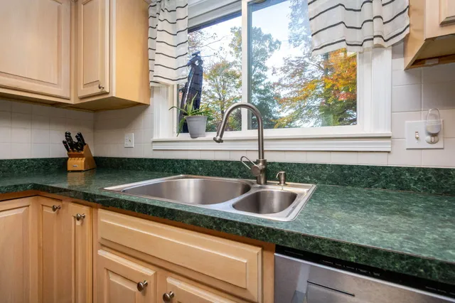 $499,900 | 20391 Windham Drive, Macomb, MI 48044