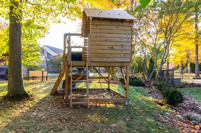 $499,900 | 20391 Windham Drive, Macomb, MI 48044