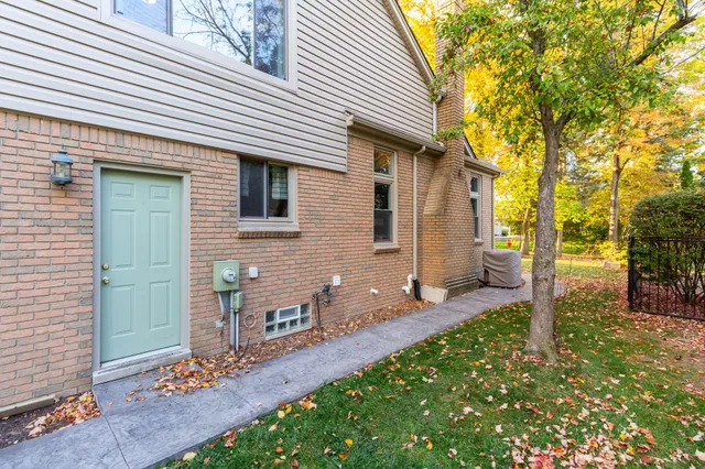 $499,900 | 20391 Windham Drive, Macomb, MI 48044