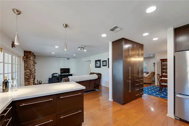 $1,375,000 | 5406 Hazeltine Avenue, Sherman Oaks, CA 91401