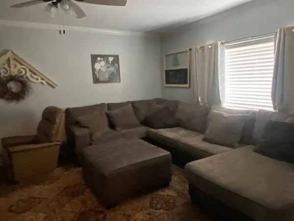 $269,500 | 901 West Wrights Avenue, Comanche, TX 76442
