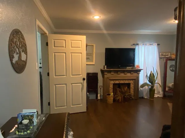 $269,500 | 901 West Wrights Avenue, Comanche, TX 76442