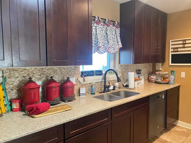 $269,500 | 901 West Wrights Avenue, Comanche, TX 76442