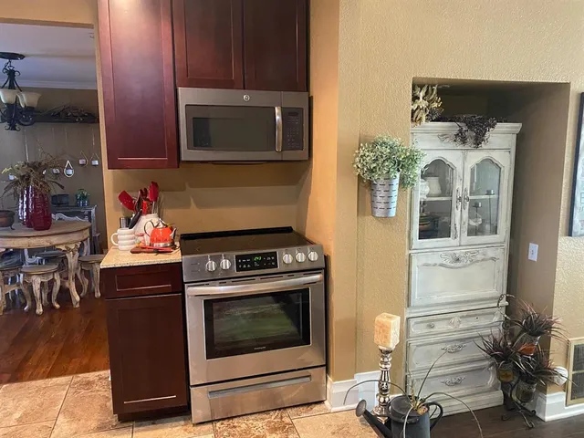 $269,500 | 901 West Wrights Avenue, Comanche, TX 76442