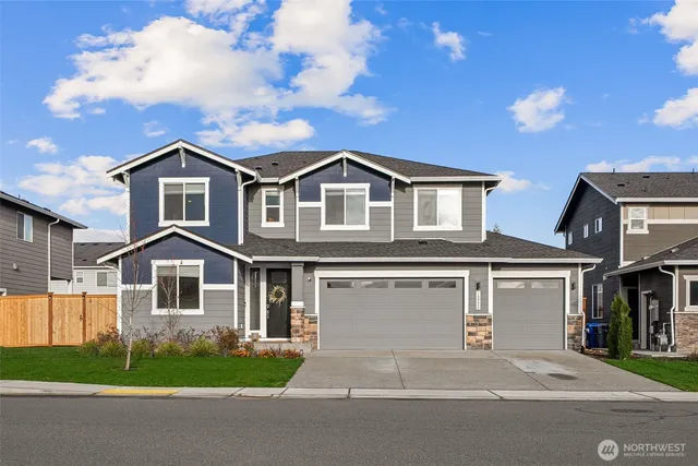 $745,000 | 13225 Pnes Lane East, Puyallup, WA 98374
