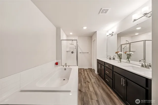 $745,000 | 13225 Pnes Lane East, Puyallup, WA 98374