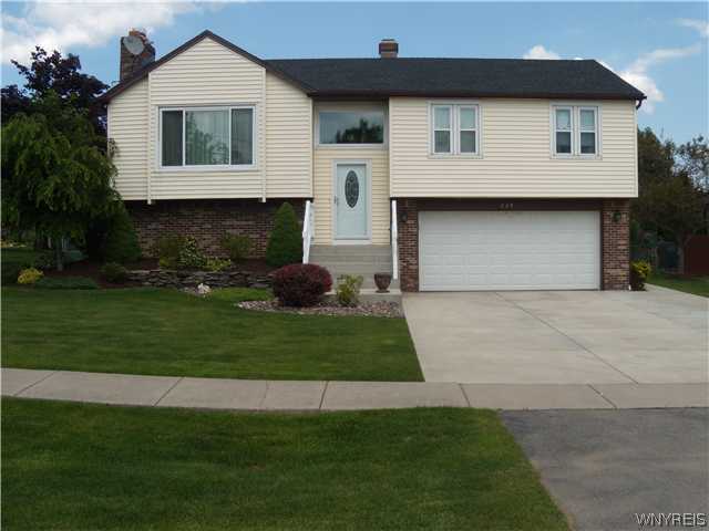 229 Warner Road Lancaster, NY 14086 - Photo 1 of 1 Exterior Front