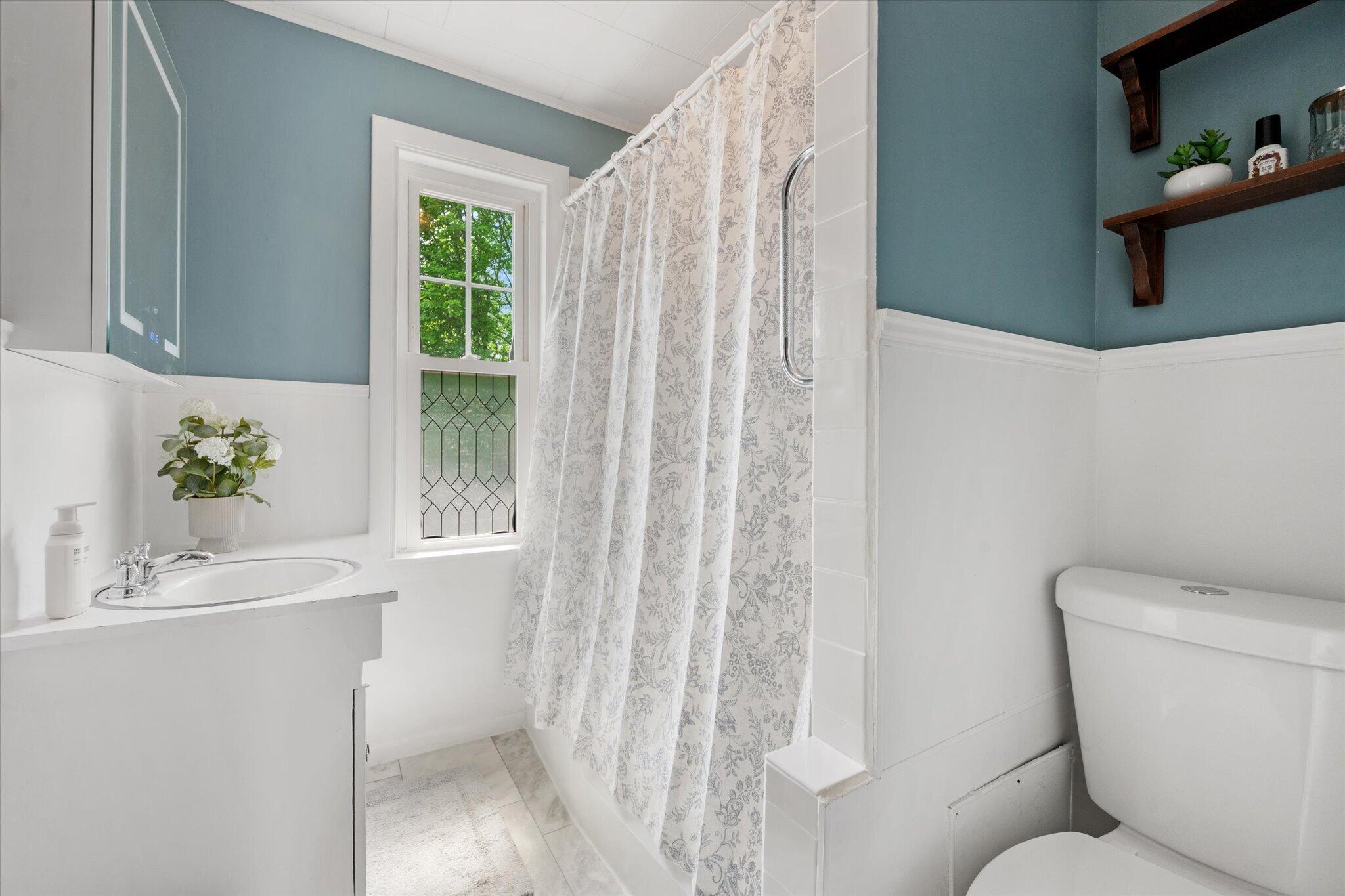 5 Boutelle Road Bangor, ME 04401 - Photo 32 of 43 Bathroom