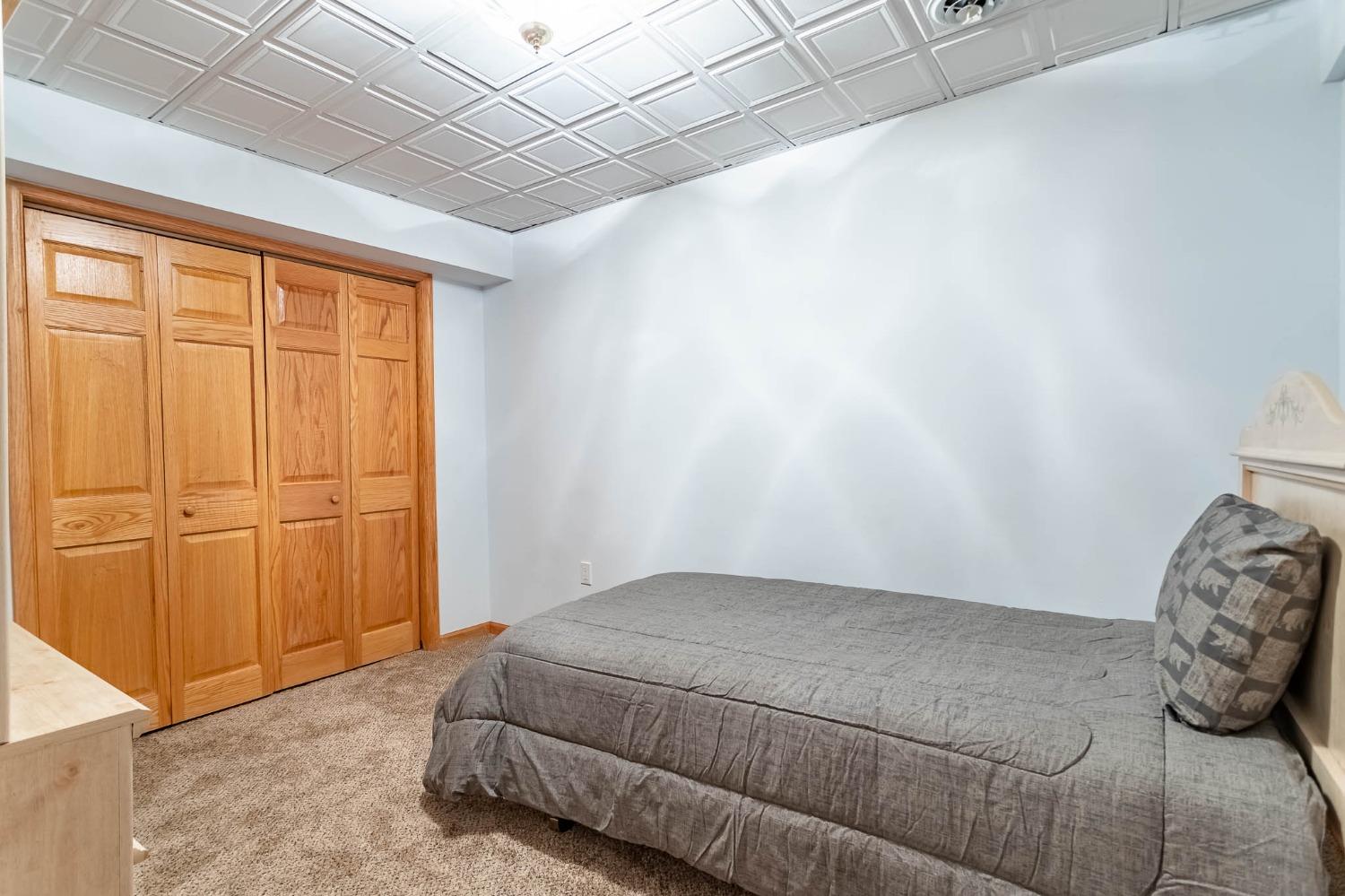 1101 Treadway Road Munster, IN 46321 - Photo 53 of 74 1500x999
