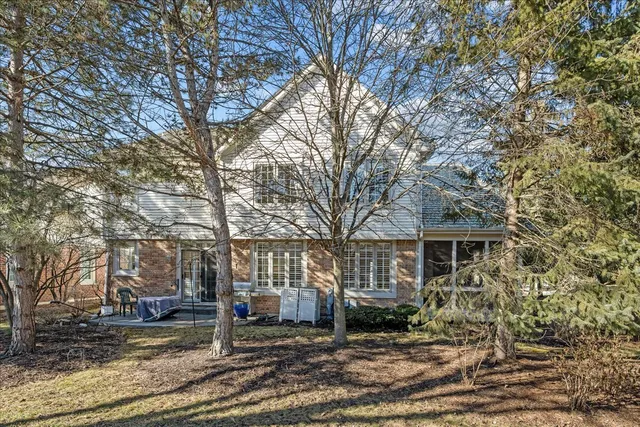 $945,000 | 1808 Dunhill Circle, Glenview, IL 60025