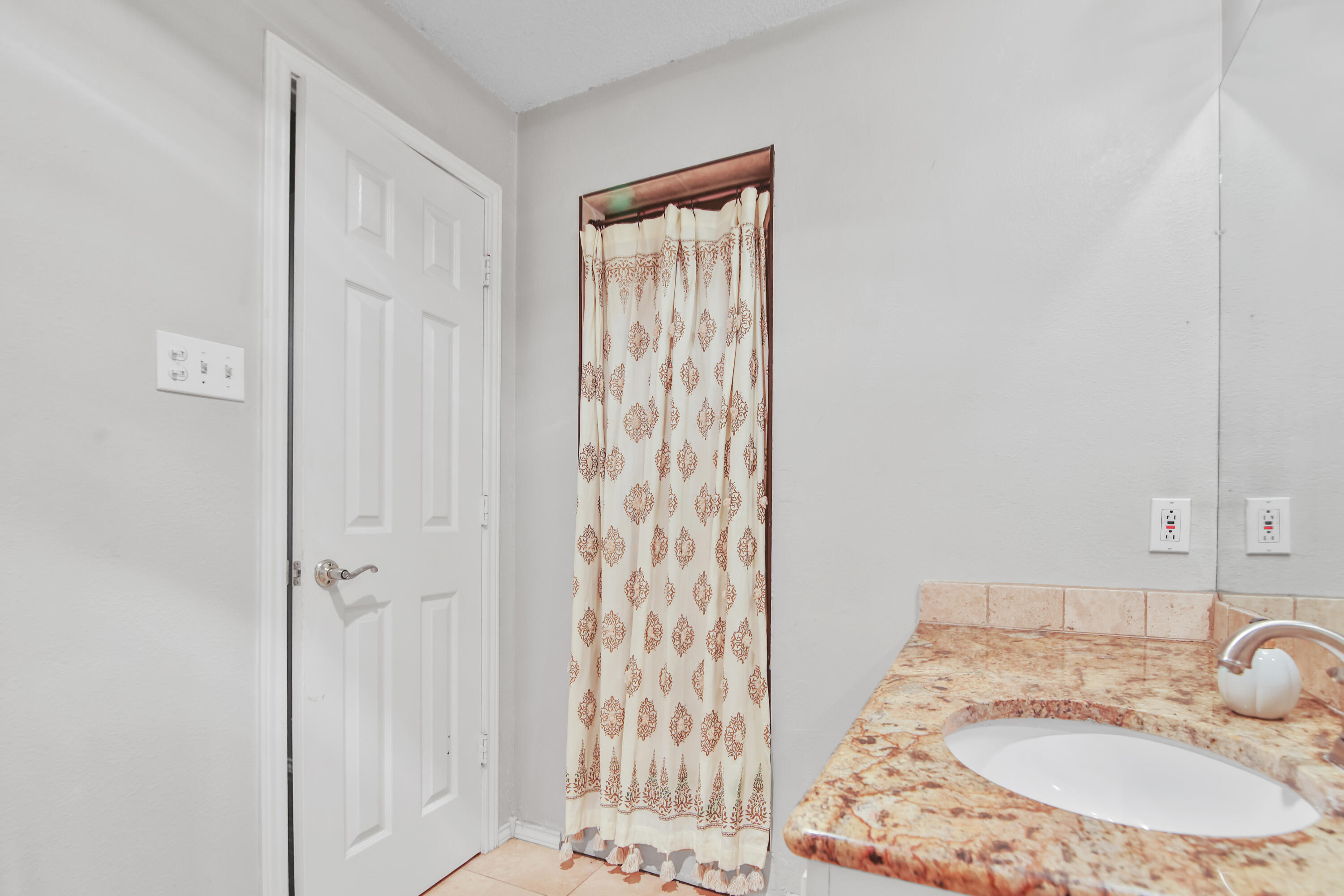 5114 2nd Street Lubbock, TX 79416 - Photo 35 of 43 1L1A1750