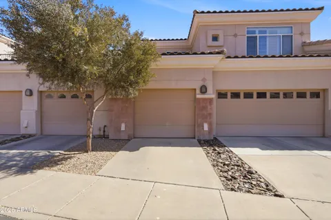 $465,000 | 1747 East Northern Avenue, Unit 140, Phoenix, AZ 85020