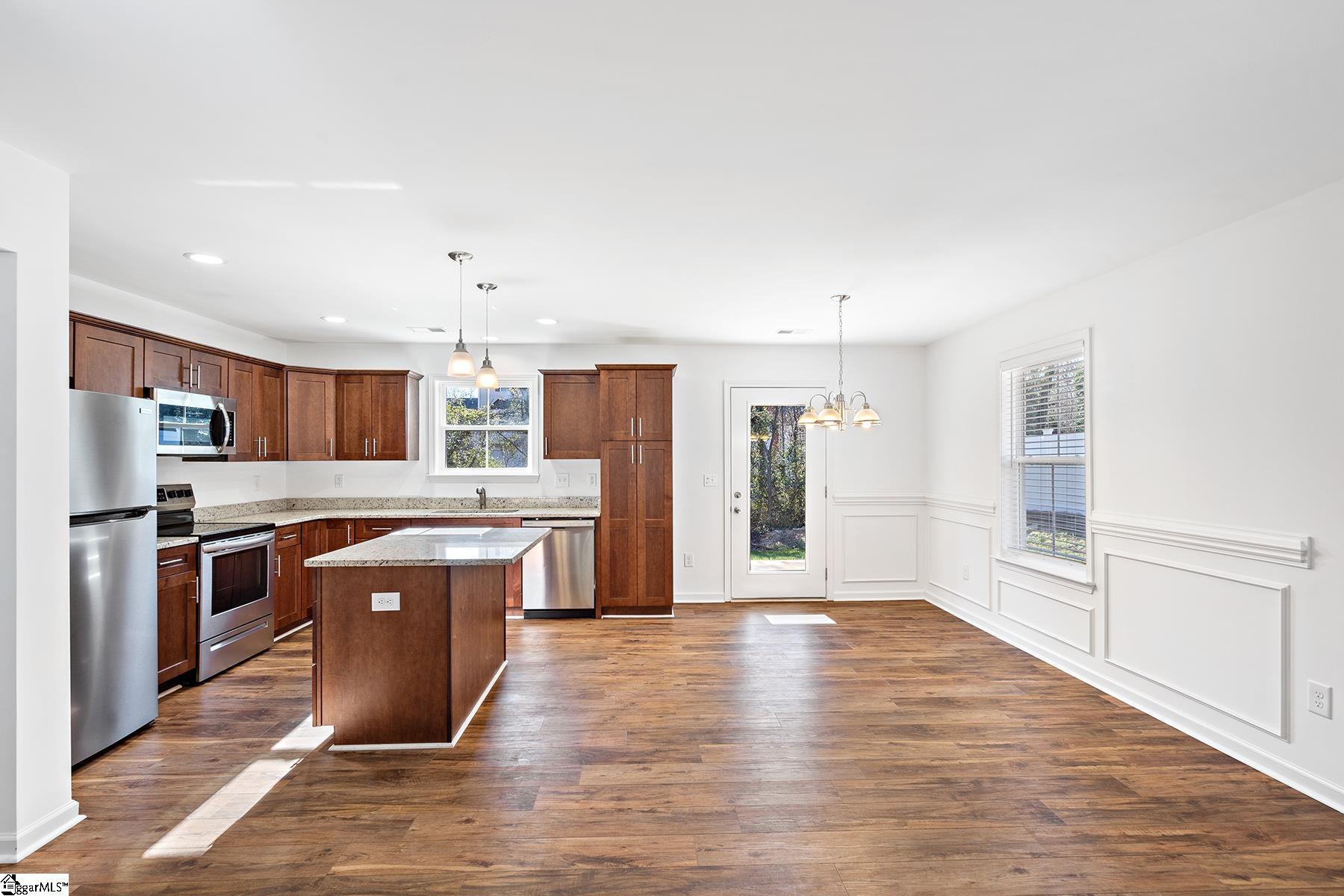 205 West Georgia Road Simpsonville, SC 29681 - Photo 11 of 29 Gallery Image 11