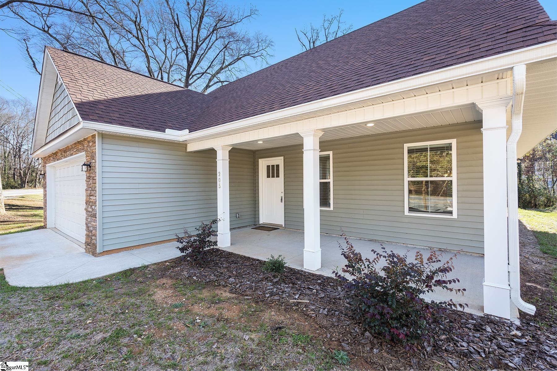 205 West Georgia Road Simpsonville, SC 29681 - Photo 4 of 29 Gallery Image 4