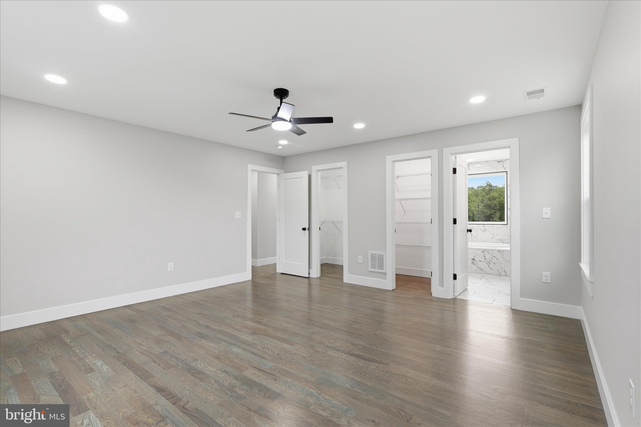 8323 Rolling Road Manassas, VA 20110 - Photo 22 of 47