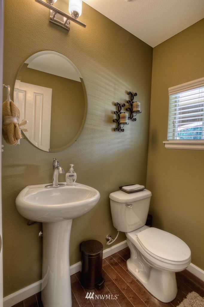 4214 183rd Place Southeast Bothell, WA 98012 - Photo 7 of 14 Gallery Image 7