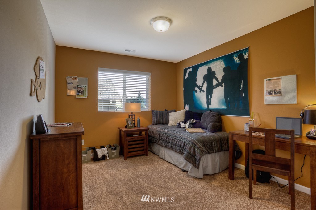 4214 183rd Place Southeast Bothell, WA 98012 - Photo 8 of 14 Gallery Image 8