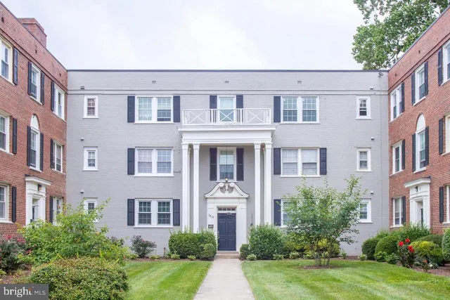 $1,800 | 3812 W Street Southeast, Unit 101, Washington, DC 20020