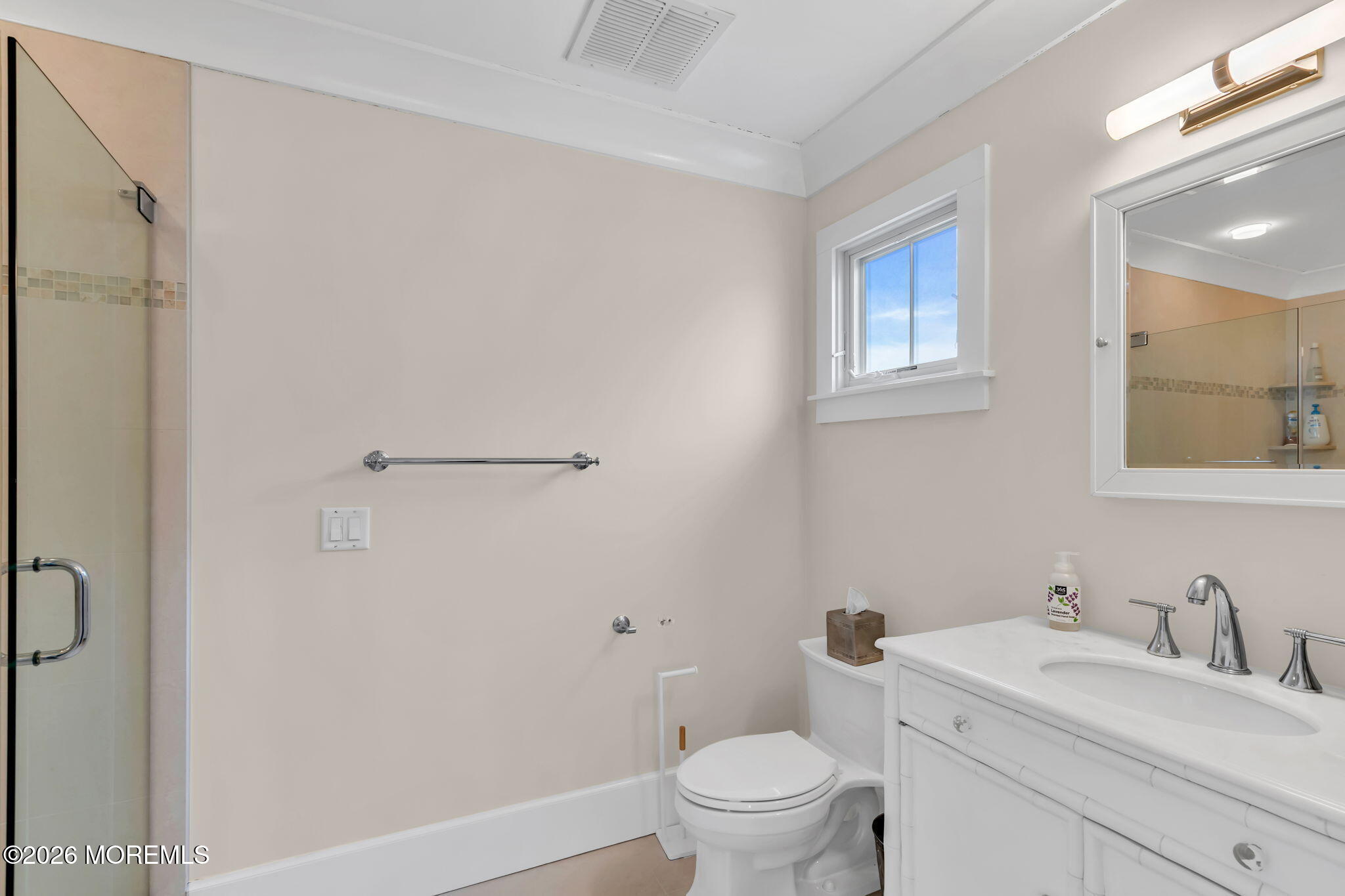 513 Morris Avenue Spring Lake, NJ 07762 - Photo 18 of 38 513 Morris BR3 bath