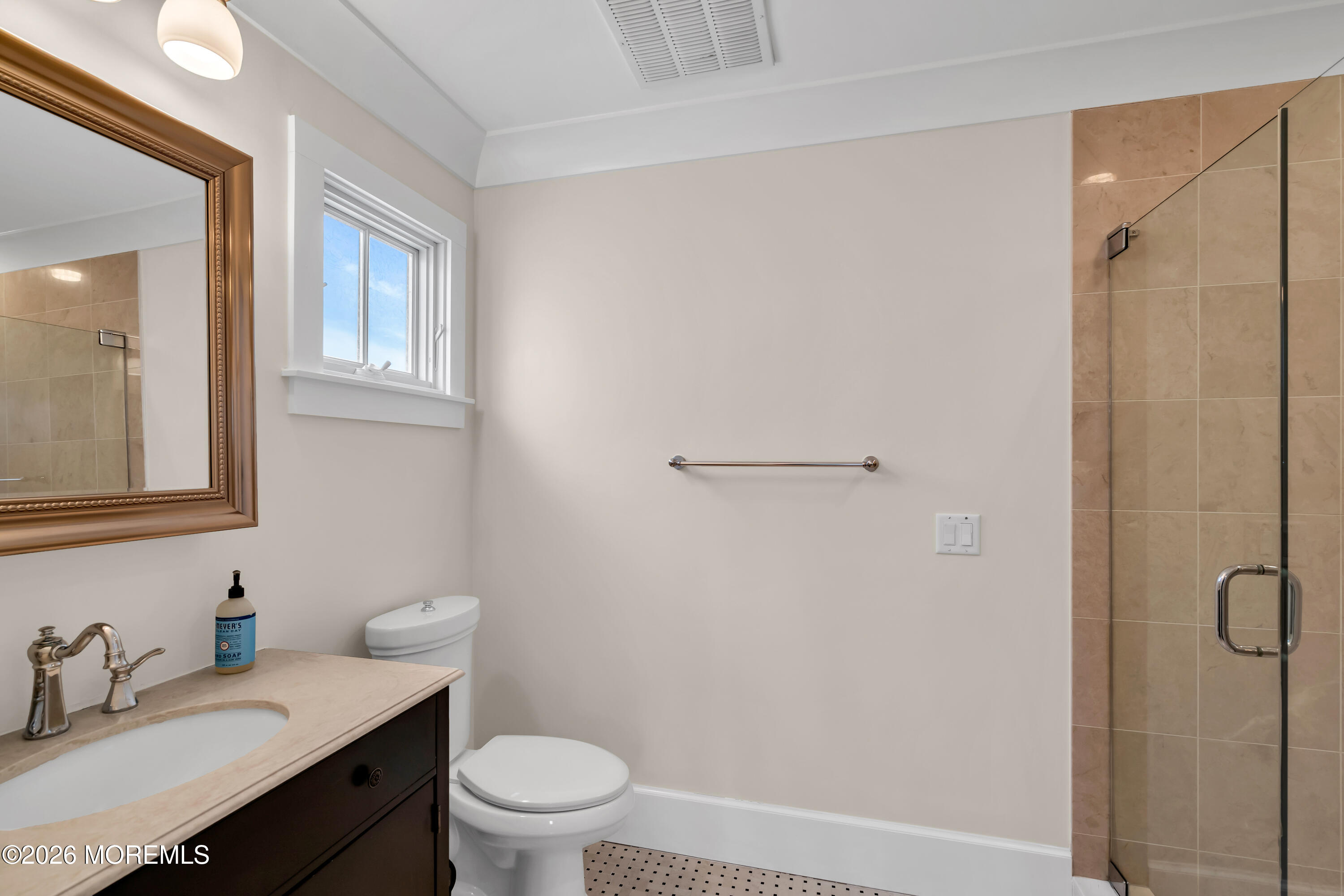 513 Morris Avenue Spring Lake, NJ 07762 - Photo 21 of 38 513 Morris BR2 Bath