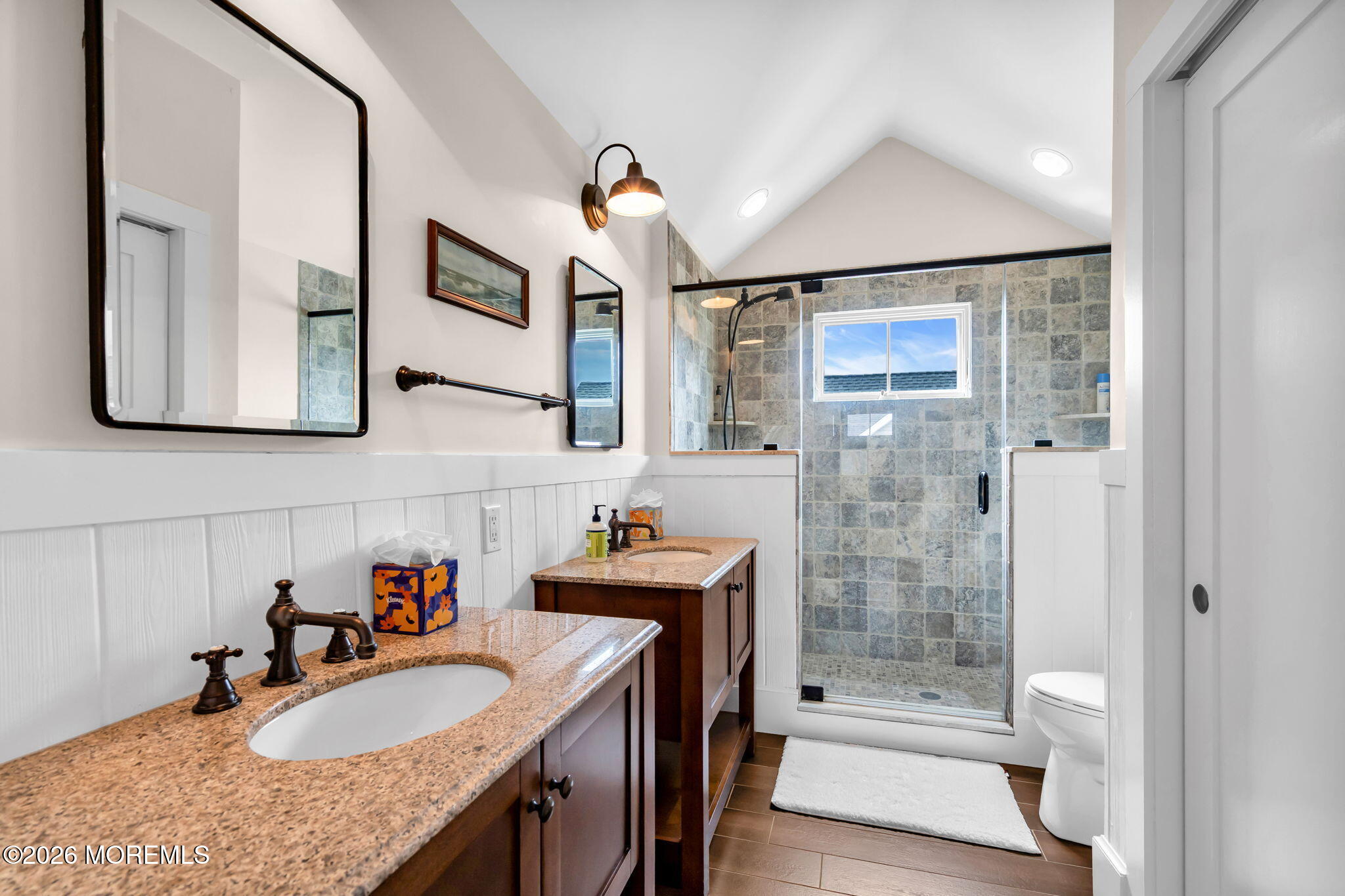 513 Morris Avenue Spring Lake, NJ 07762 - Photo 25 of 38 513 Morris 3rd floor bath