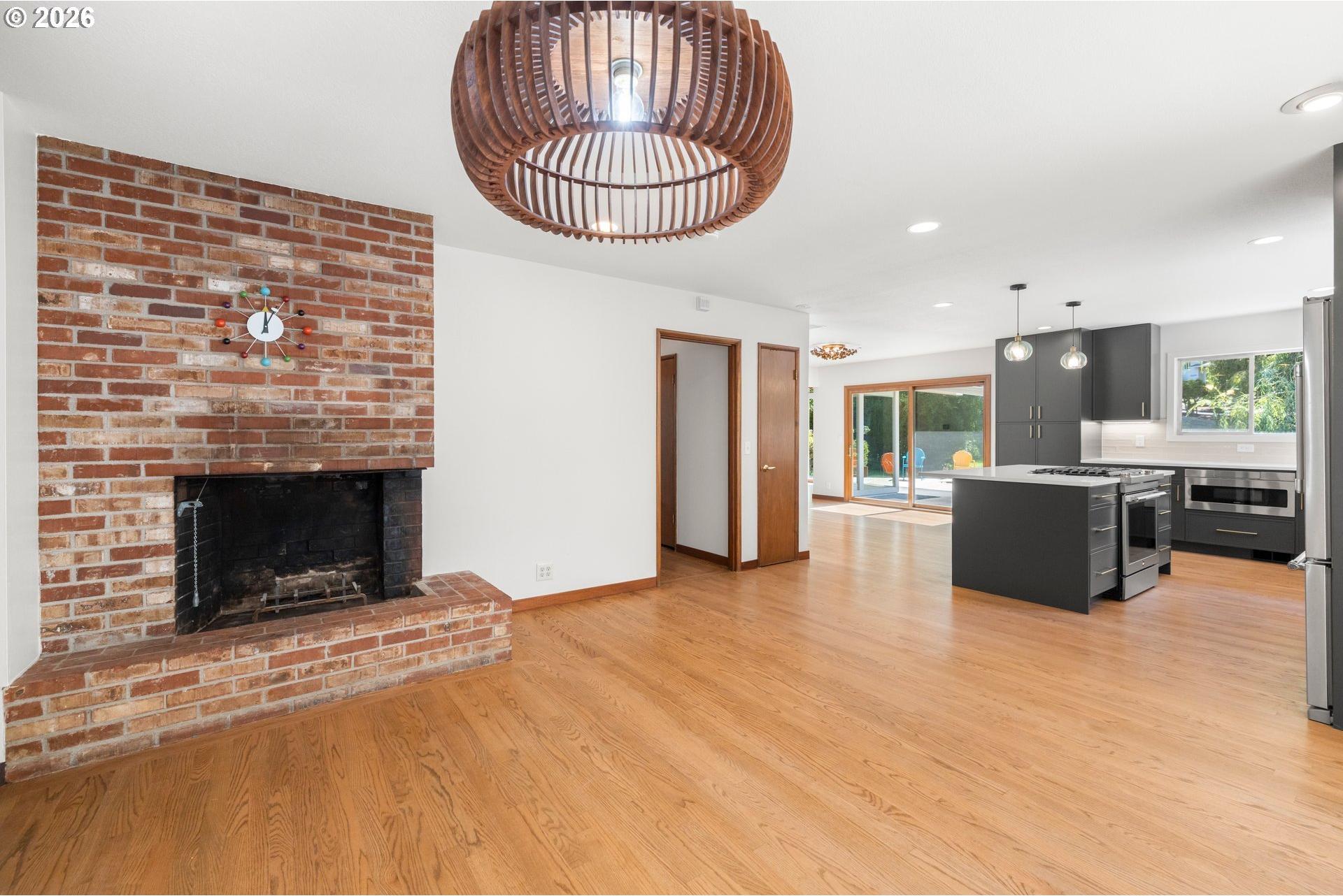 6960 Southwest Raleighwood Lane Portland, OR 97225 - Photo 18 of 44 Gallery Image 18