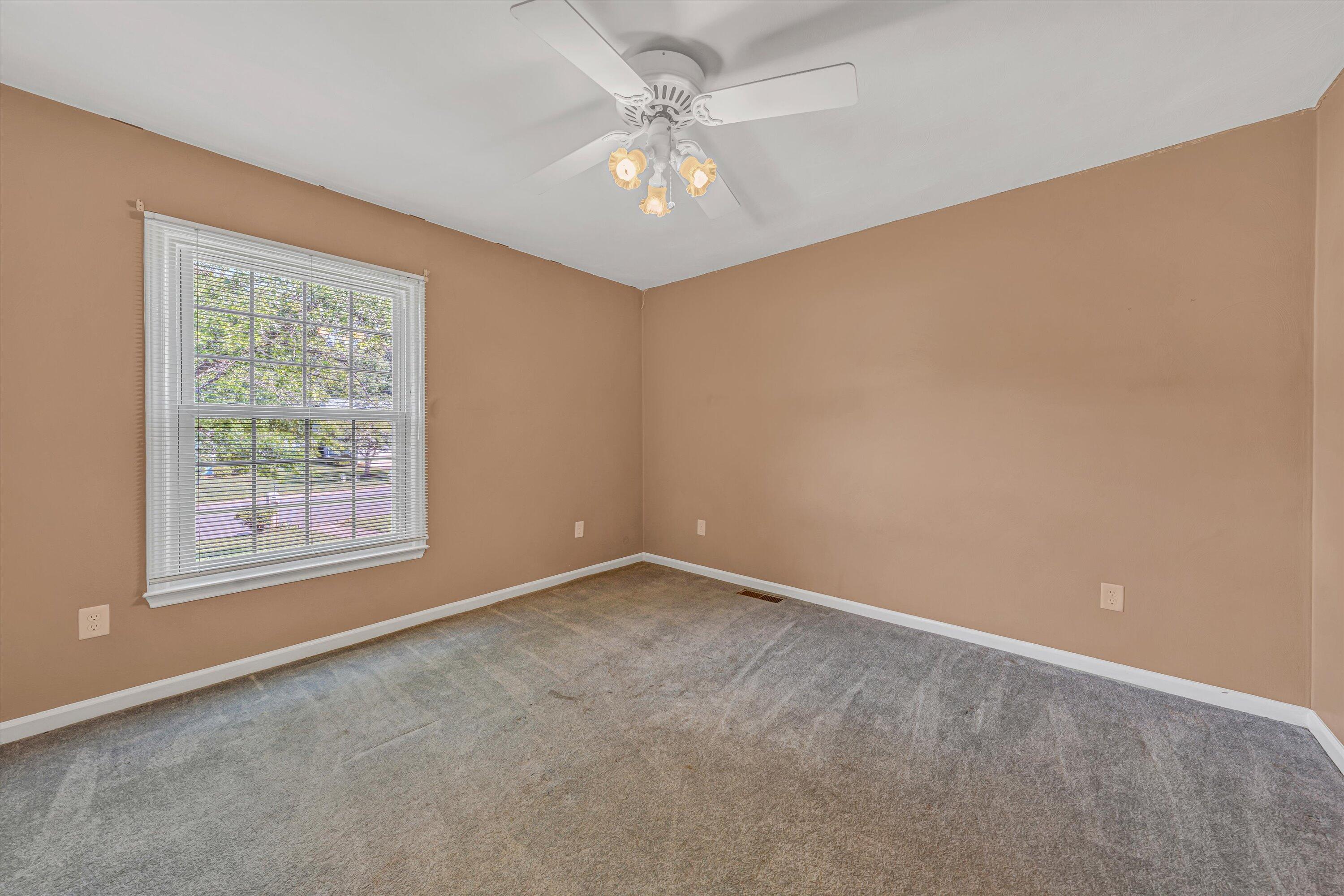 5508 Rome Drive Roanoke, VA 24019 - Photo 22 of 41 22-DSC00057