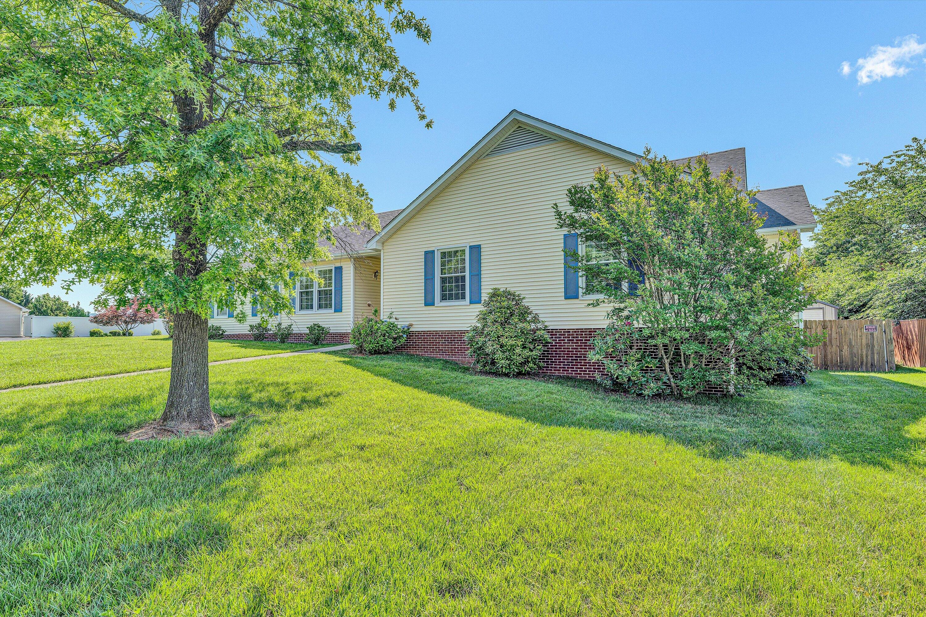 5508 Rome Drive Roanoke, VA 24019 - Photo 3 of 41 03-DSC00084