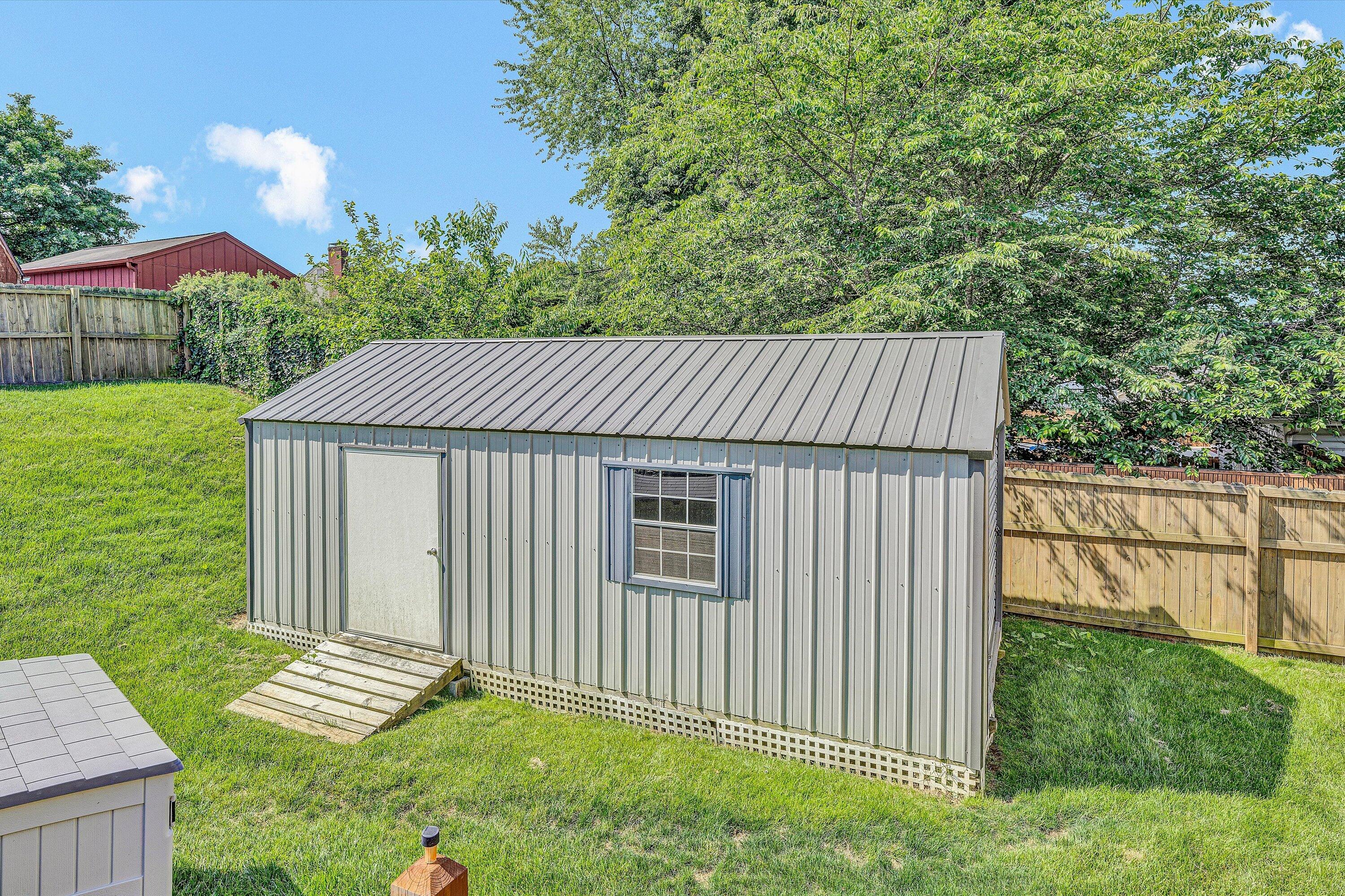 5508 Rome Drive Roanoke, VA 24019 - Photo 37 of 41 37-DSC00111