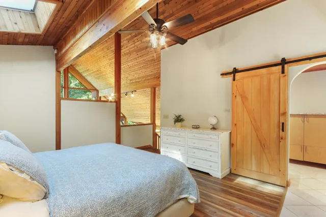 $1,400,000 | 450 North Lower Gardens Road, Fontana, WI 53125