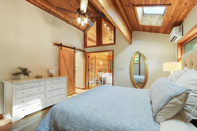 $1,400,000 | 450 North Lower Gardens Road, Fontana, WI 53125