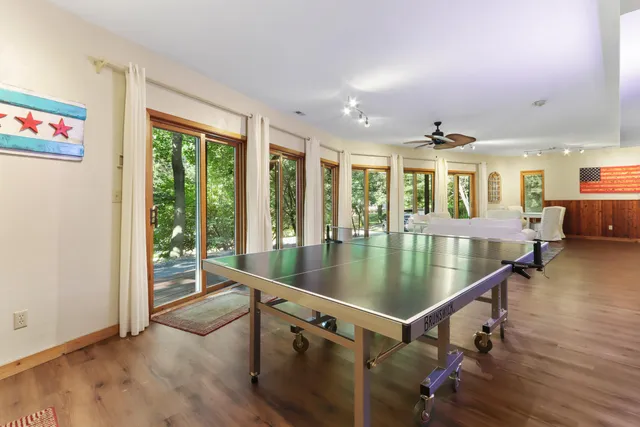 $1,400,000 | 450 North Lower Gardens Road, Fontana, WI 53125