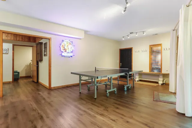 $1,400,000 | 450 North Lower Gardens Road, Fontana, WI 53125