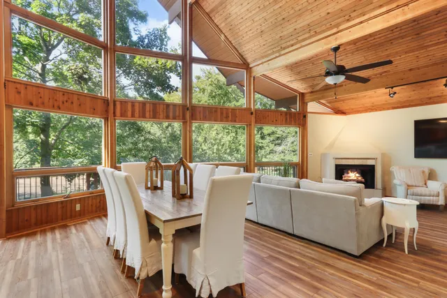 $1,400,000 | 450 North Lower Gardens Road, Fontana, WI 53125