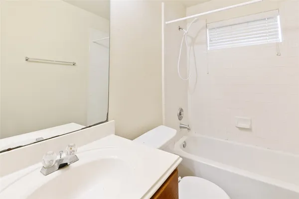 $1,475 | 203 Paradise Lane, Montgomery, TX 77356