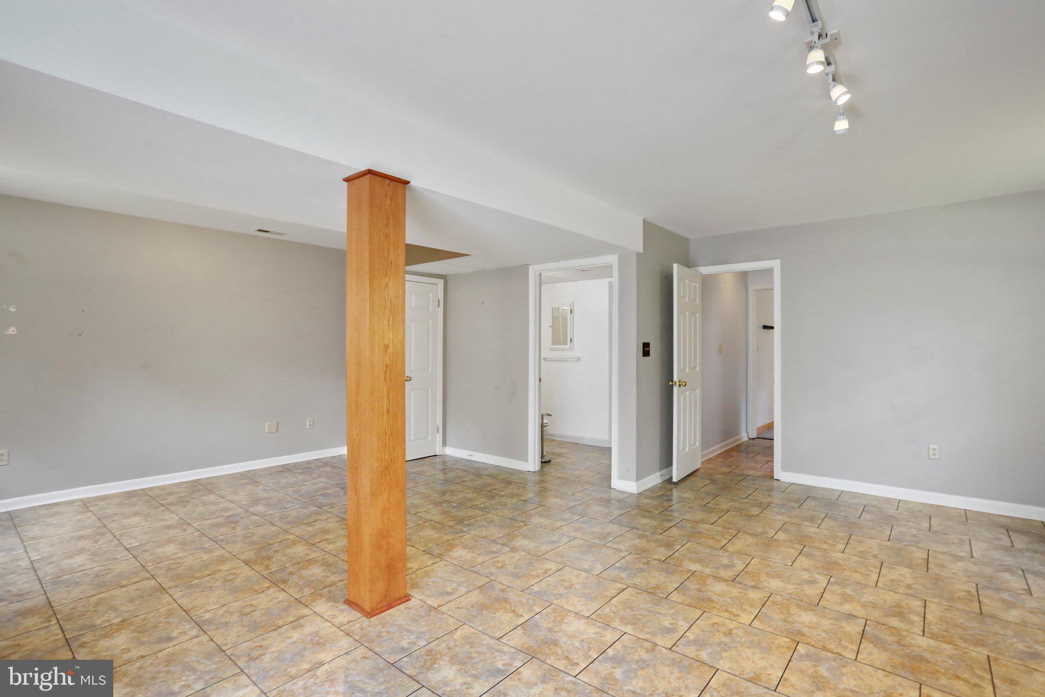 374 Gough Road Winchester, VA 22602 - Photo 5 of 58 Large open rec room