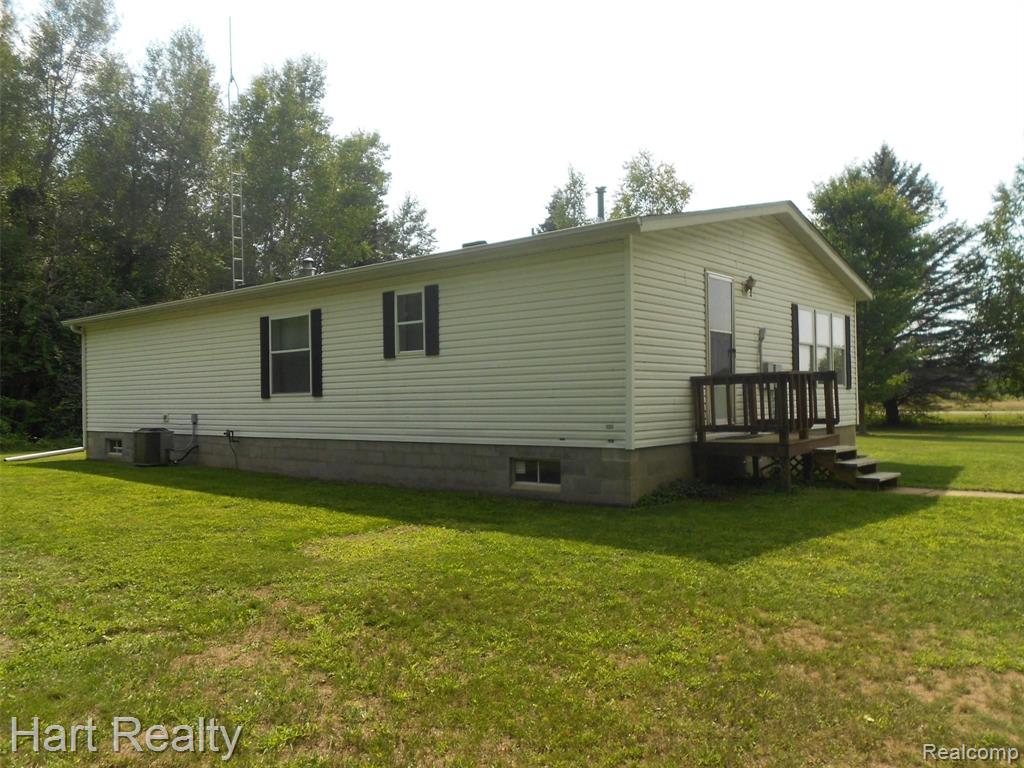 5800 Brining Road Port Hope, MI 48468 - Photo 4 of 25