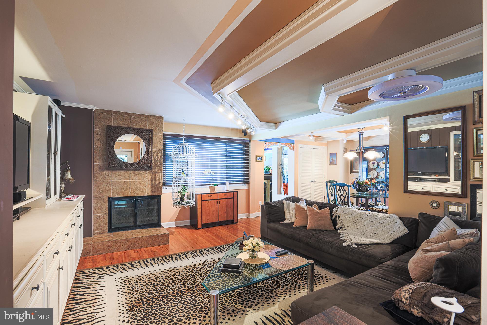 6807 Pimlico Drive Baltimore, MD 21209 - Photo 2 of 77 Spacious Family Room off Kitchen and Dining Rooms