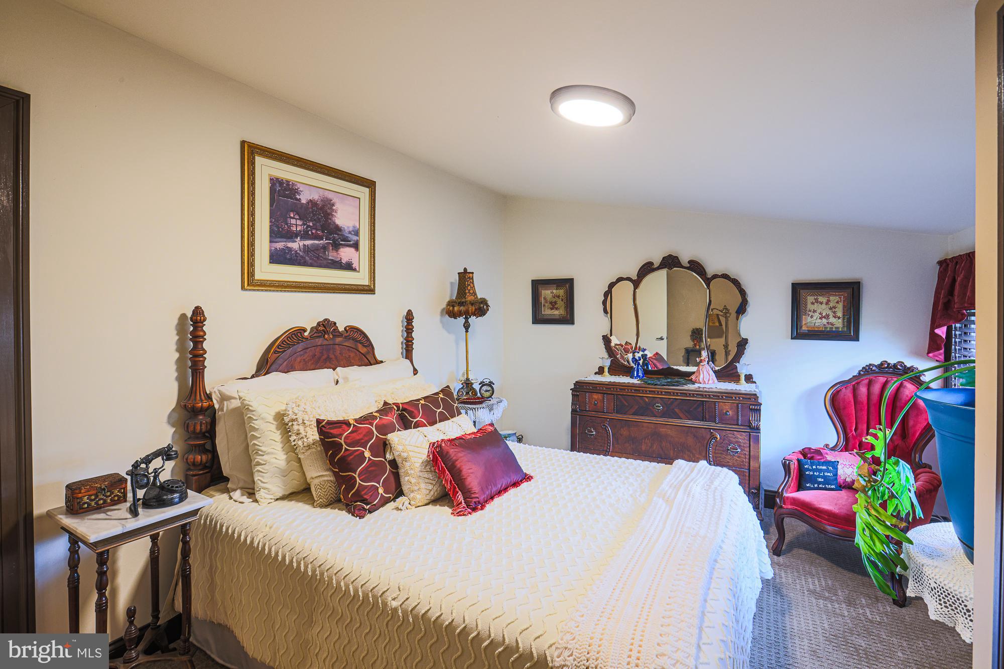 6807 Pimlico Drive Baltimore, MD 21209 - Photo 45 of 77