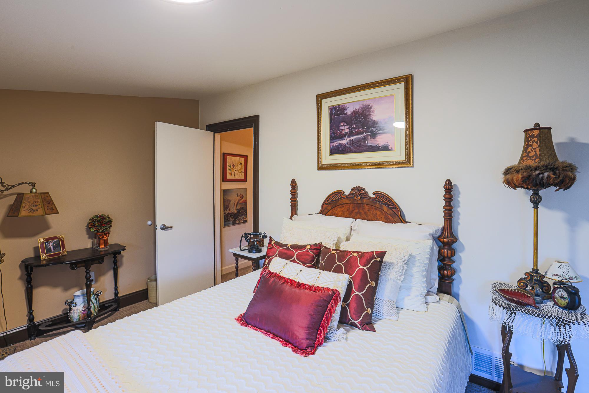 6807 Pimlico Drive Baltimore, MD 21209 - Photo 46 of 77