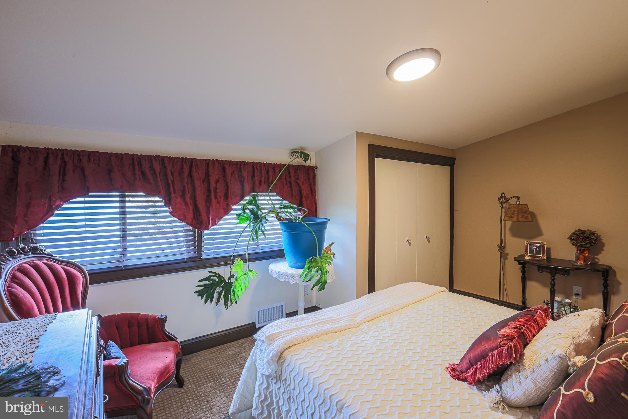 6807 Pimlico Drive Baltimore, MD 21209 - Photo 47 of 77