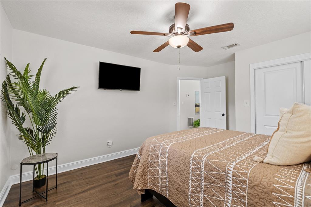 16903 Hanna Road Lutz, FL 33549 - Photo 27 of 73 Gallery Image 27